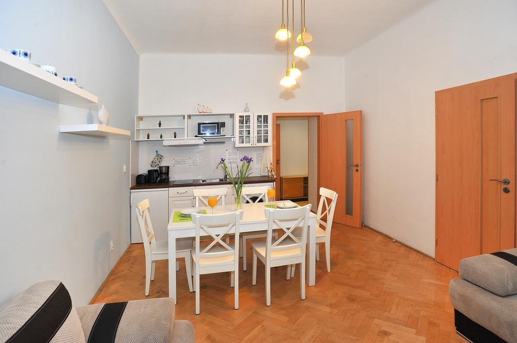 In Vinohrady Apartamento